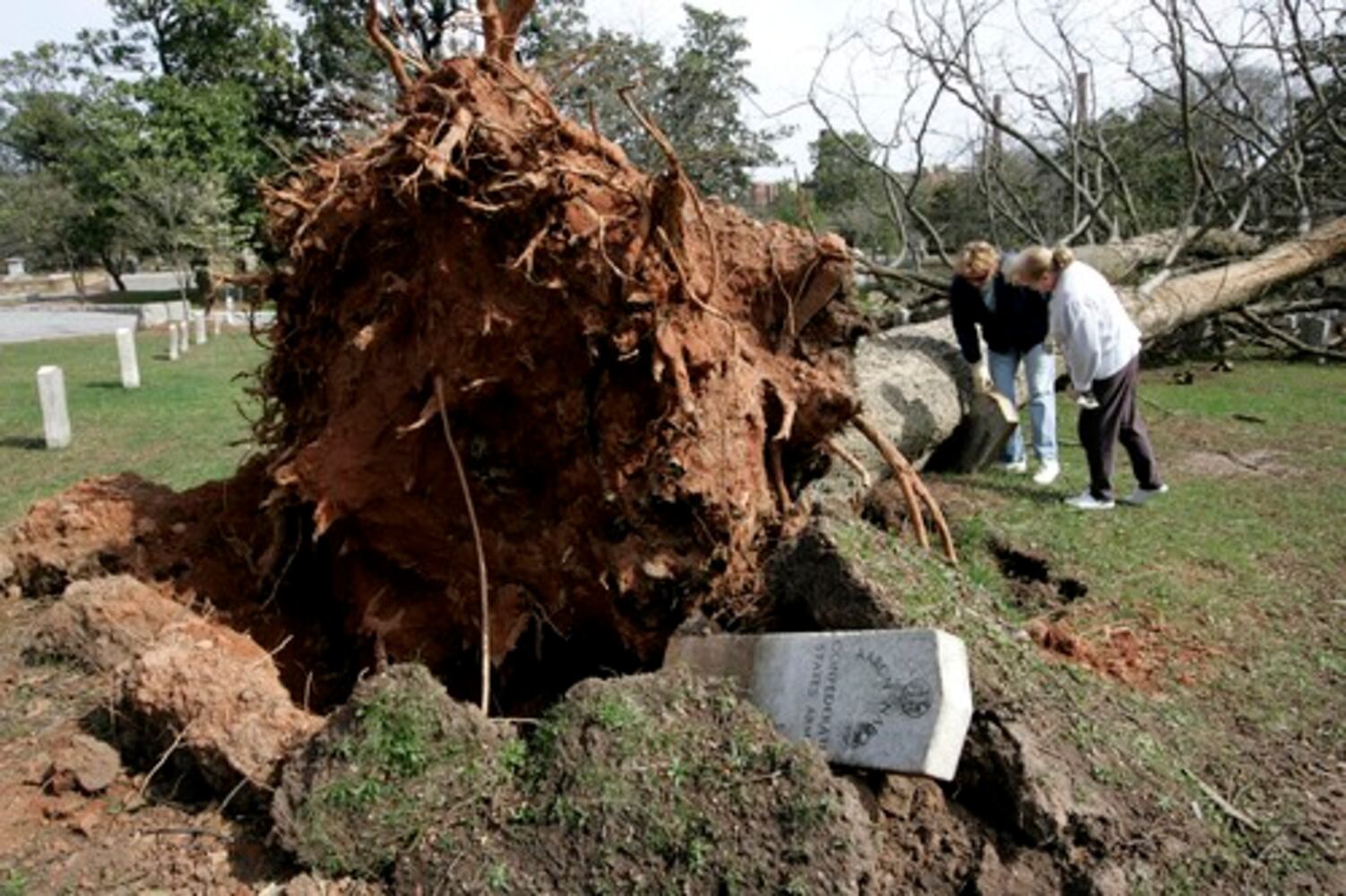 Oakland Cemetery hit hard by tornado
