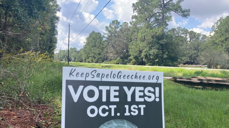 McIntosh County residents are voting in a referendum that if successful would repeal a zoning ordinance that dictates the size of beach homes on Sapelo Island. The election is Oct. 1 and early voting is already underway. (Adam Van Brimmer/AJC)