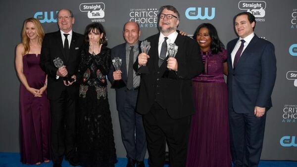 SANTA MONICA, CA - JANUARY 11:  (L-R) Screenwriter Vanessa Taylor, actors Richard Jenkins, Sally Hawkins, producer J. Miles Dale, director Guillermo del Toro, actors Octavia Spencer and  Michael Stuhlbarg, pose with the Best Picture award for 'The Shape of Water' in the press room during The 23rd Annual Critics' Choice Awards at Barker Hangar on January 11, 2018 in Santa Monica, California.  (Photo by Frazer Harrison/Getty Images)