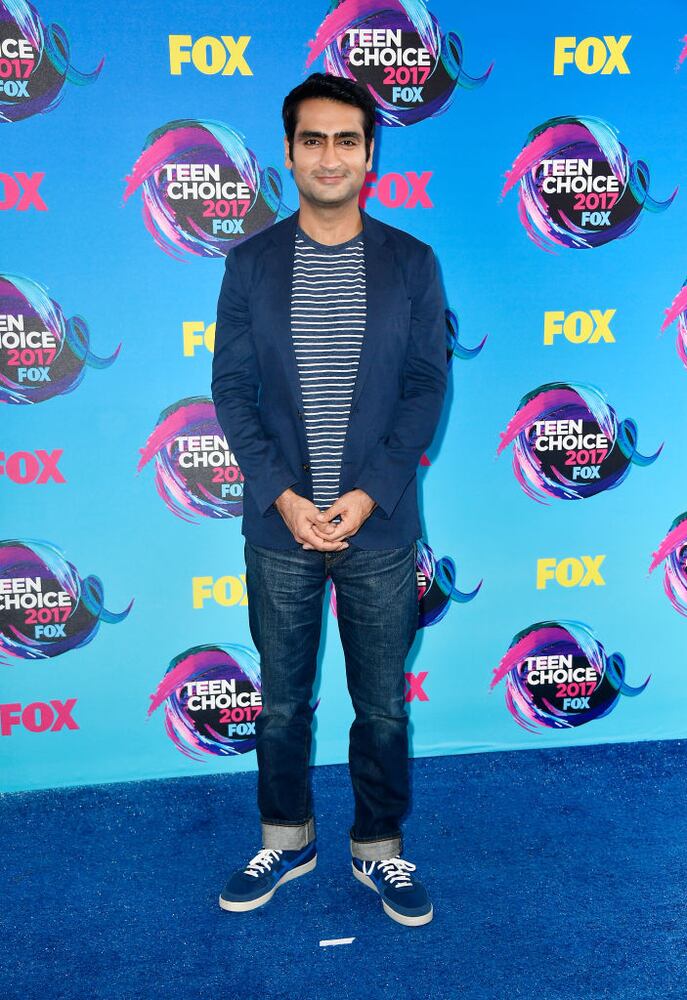 2017 teen choice awards red carpet