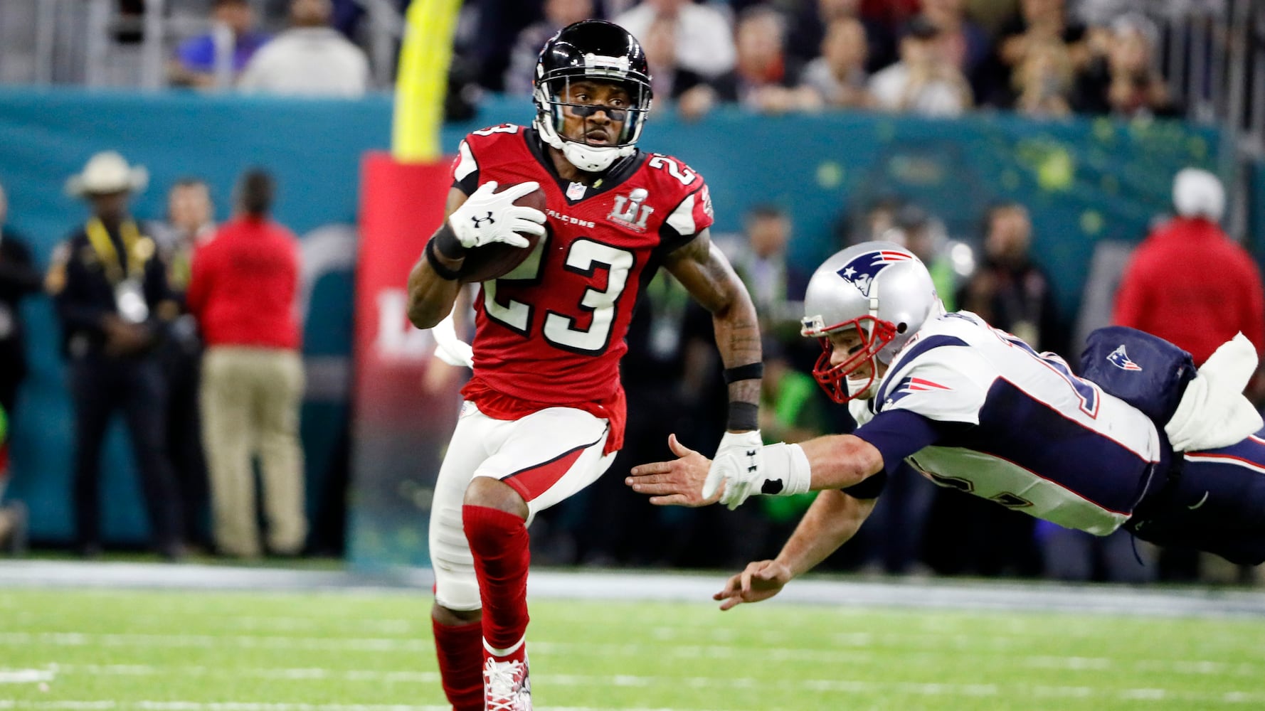 Super Bowl 2017: Robert Alford interception