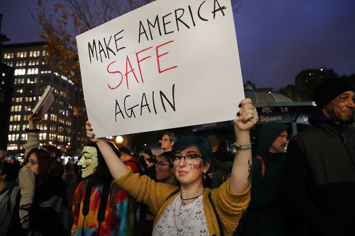Anti-Trump protests erupt in U.S. cities, Nov. 9 2016