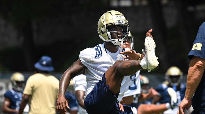 Georgia Tech wide receiver Christian Leary (6) warms up during a training camp at Rose Bowl Field, Tuesday, August 1, 2023, in Atlanta. (Hyosub Shin / Hyosub.Shin@ajc.com)