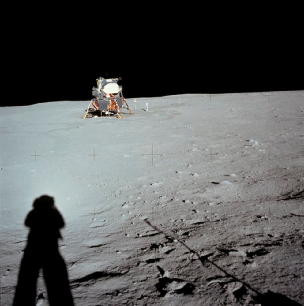 Astronaut Neil Armstrong dies