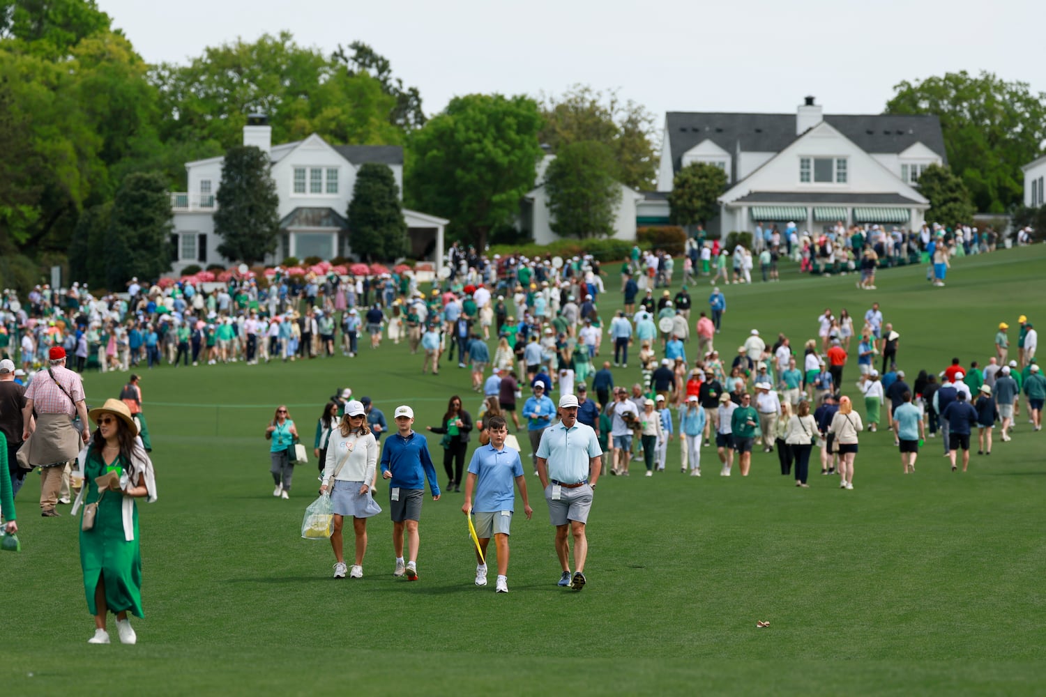 Masters practice round Monday