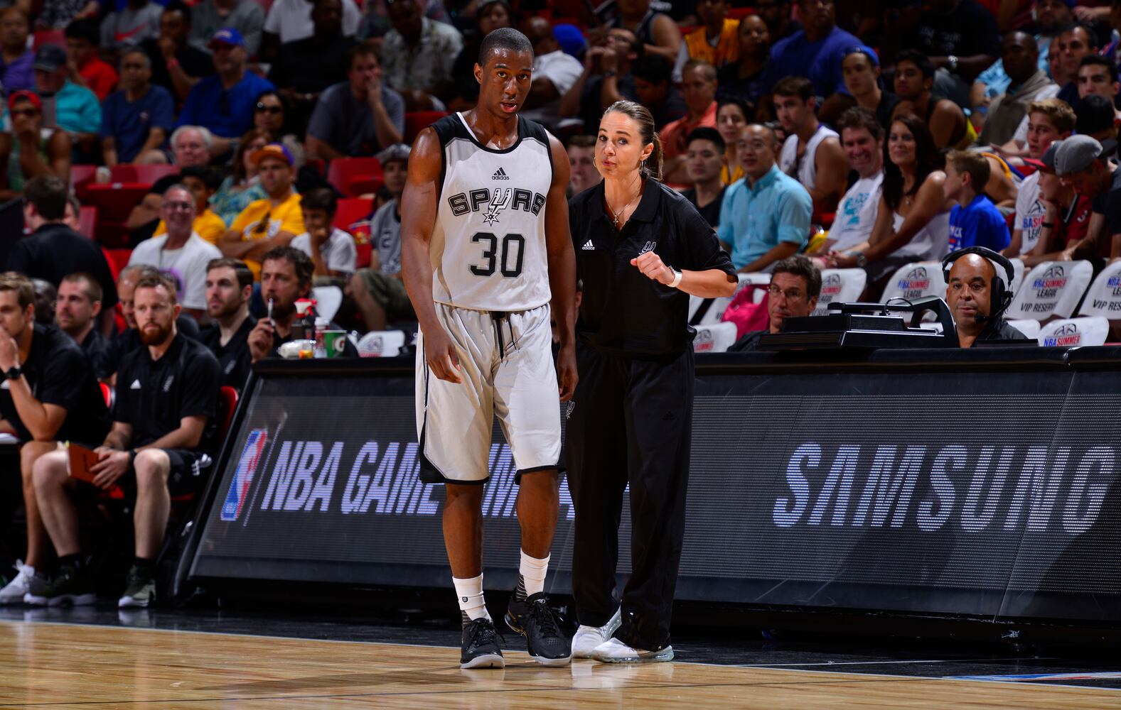 Hammon becomes first female NBA Summer League head coach