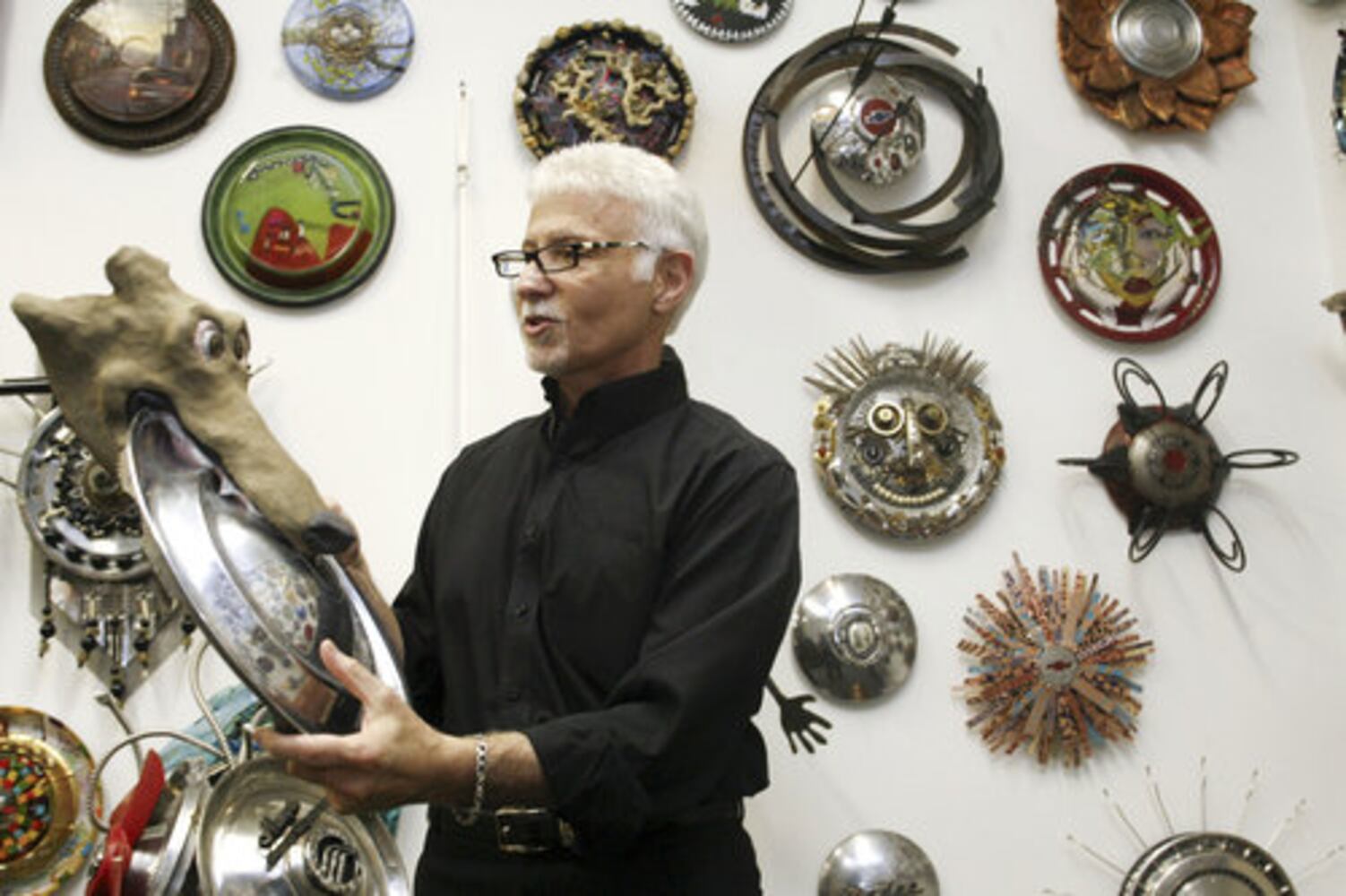 Hubcap art adds vroom to room