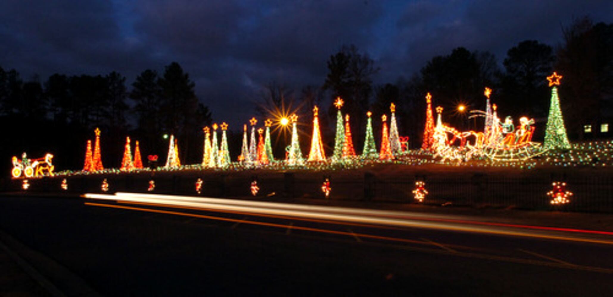Holiday lights sparkle in metro Atlanta