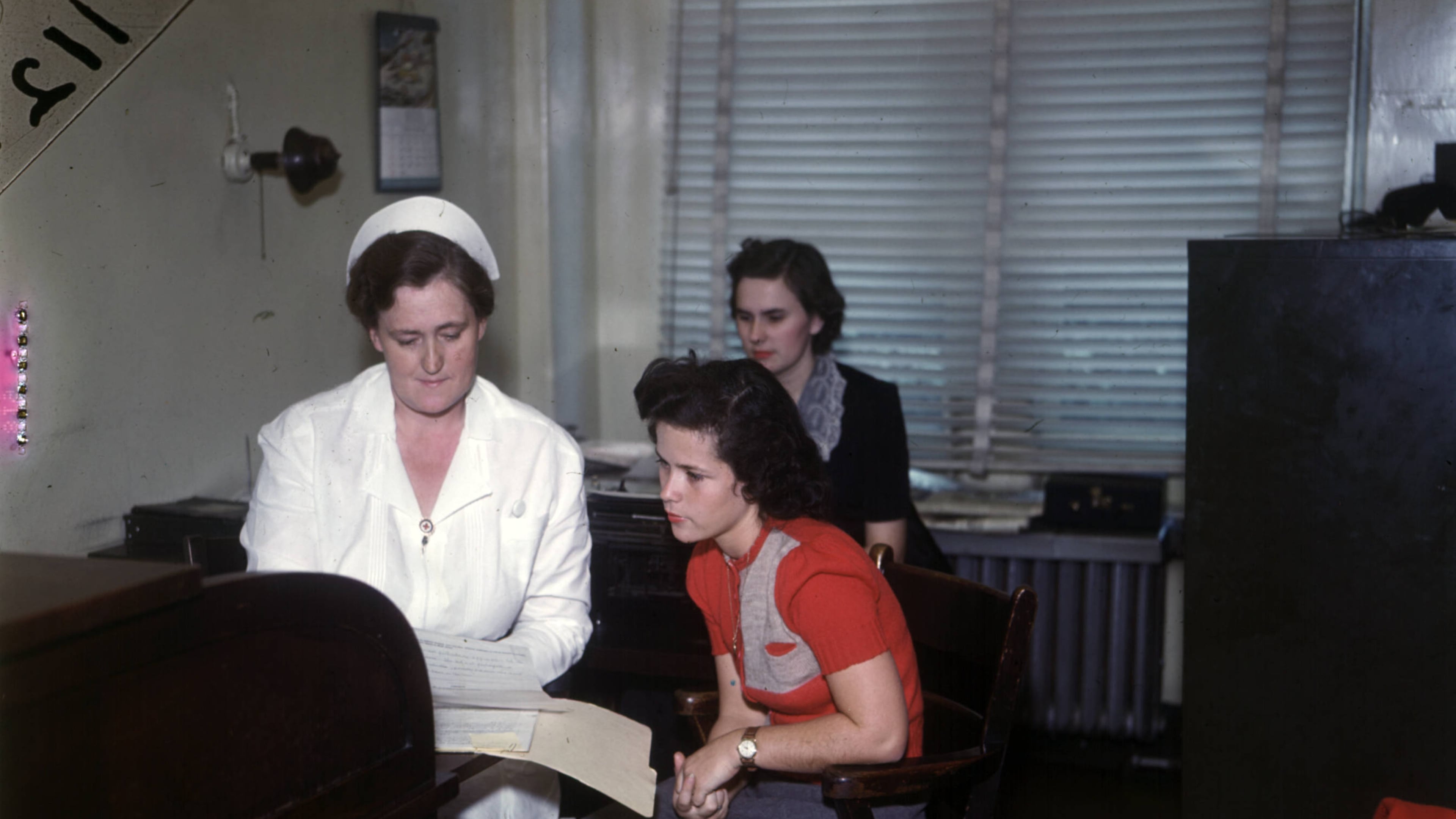 Georgia Baptist Hospital trained some of Atlanta's best surgeons and nurses, some of whom performed maternity counseling for expecting mothers. (Lane Brothers Commercial Photographers Photographic Collection, 1920-1976. Photographic Collection, Special Collections and Archives, Georgia State University Library. LBRE006-012b)