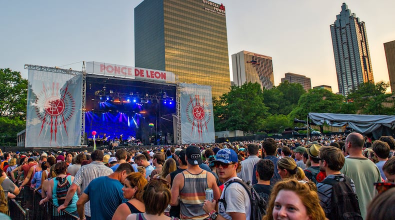 May 9, 2015 Atlanta - Wilco performs on stage as the sun sets during the Shaky Knees Music Festival at Central Park in Atlanta on Saturday, May 9, 2015. Social Distortion, Flogging Molly, Interpol, Wilco, The Avett Brothers and many more performed on the second day of the three day festival. JONATHAN PHILLIPS / SPECIAL