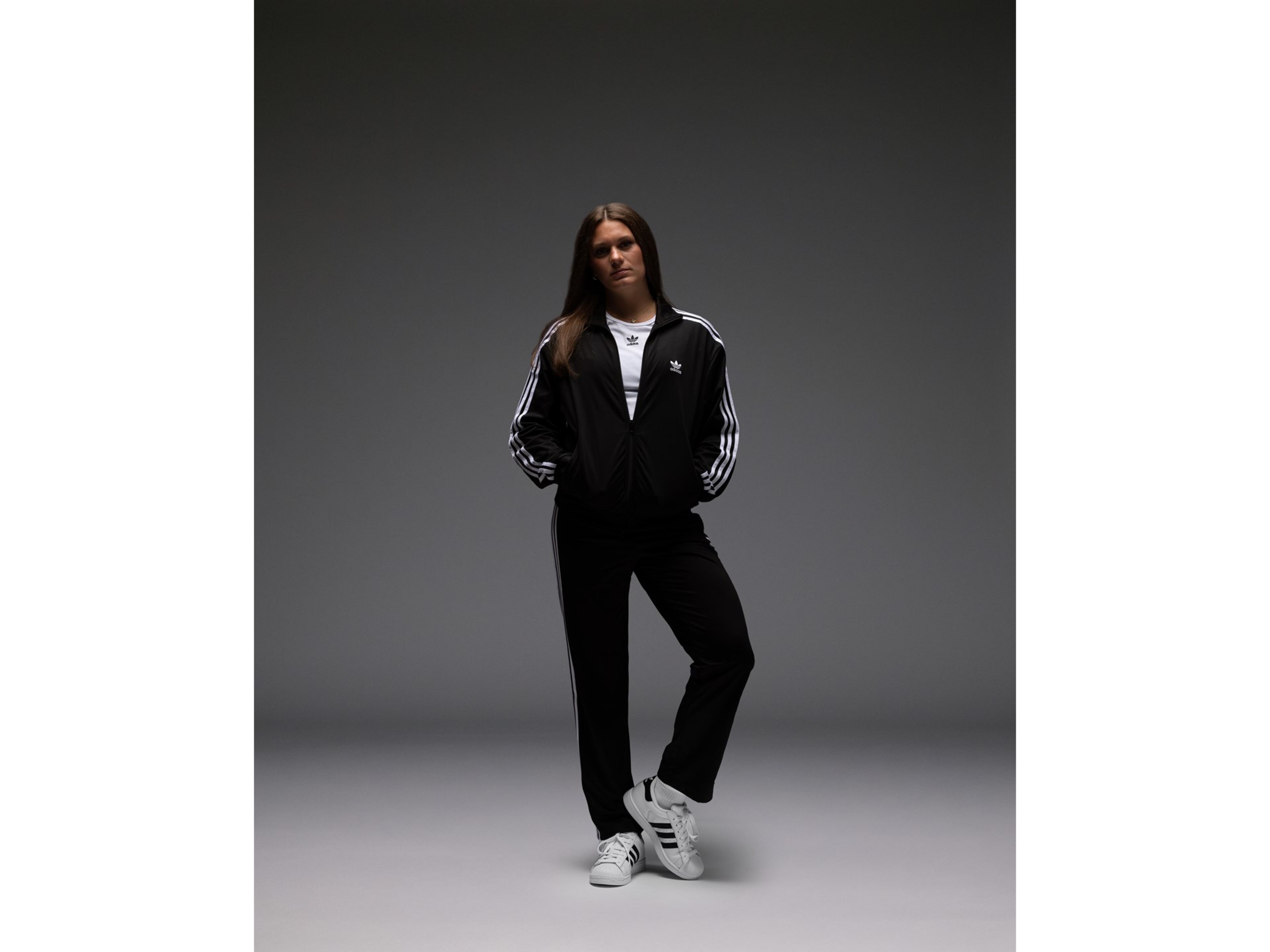 Kate Harpring, a 5-foot-10 point guard from Marist, was the Gatorade state player of the year this past season after averaging 32.2 points, 10.6 rebounds, 5.1 steals and 3.7 assists for a 28-3 team that reached the Class 4A semifinals. (Courtesy of Adidas)