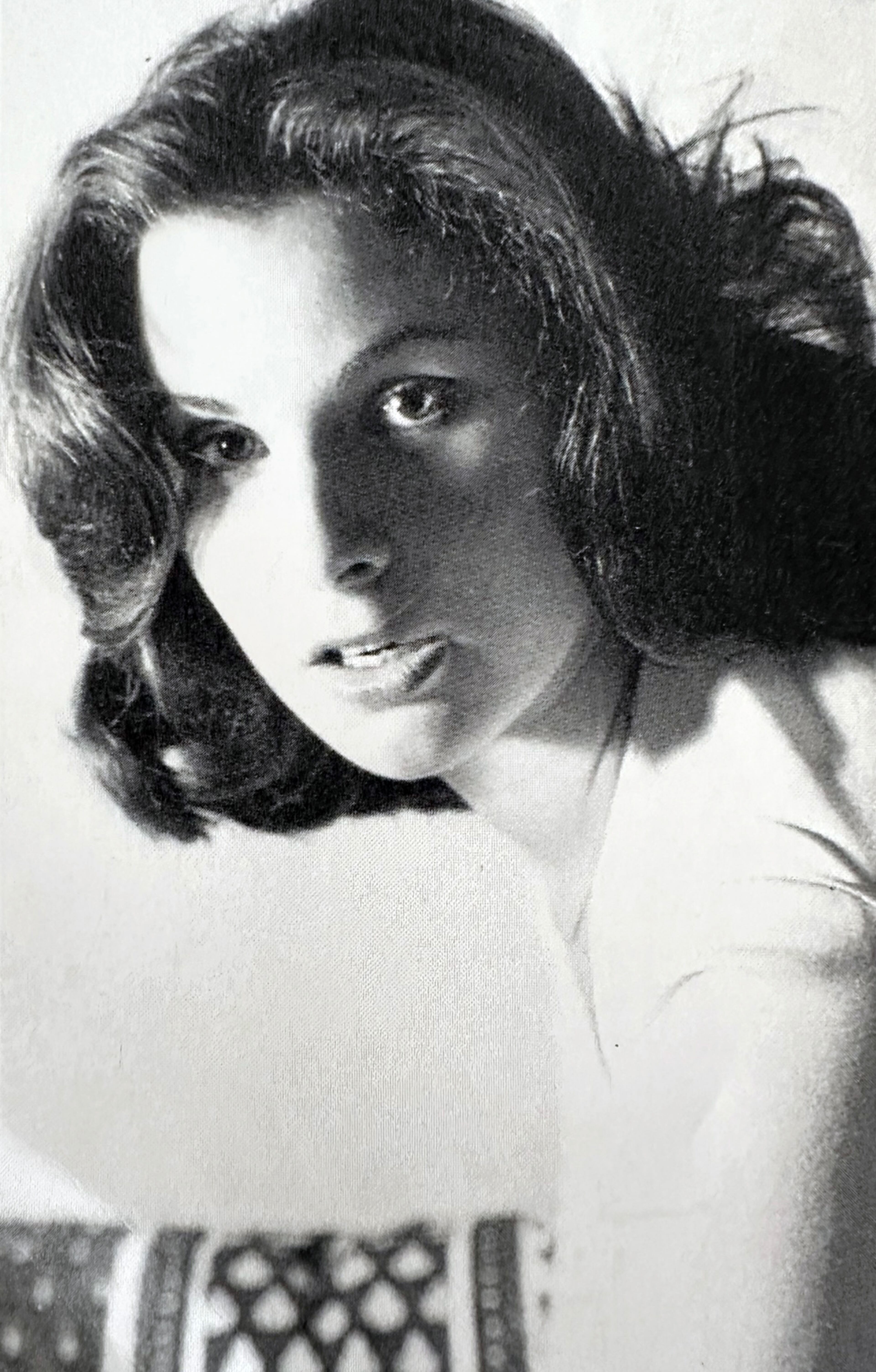 Lois Reitzes said an ex-boyfriend and photographer asked to take her picture when she was 22 in 1975. She found his prompts super annoying and she couldn't wait for the photo session to end. CONTRIBUTED