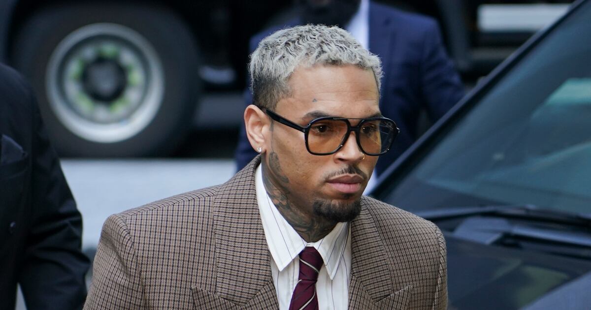 Singer Chris Brown pleads not guilty to 2 further charges over London nightclub assault case