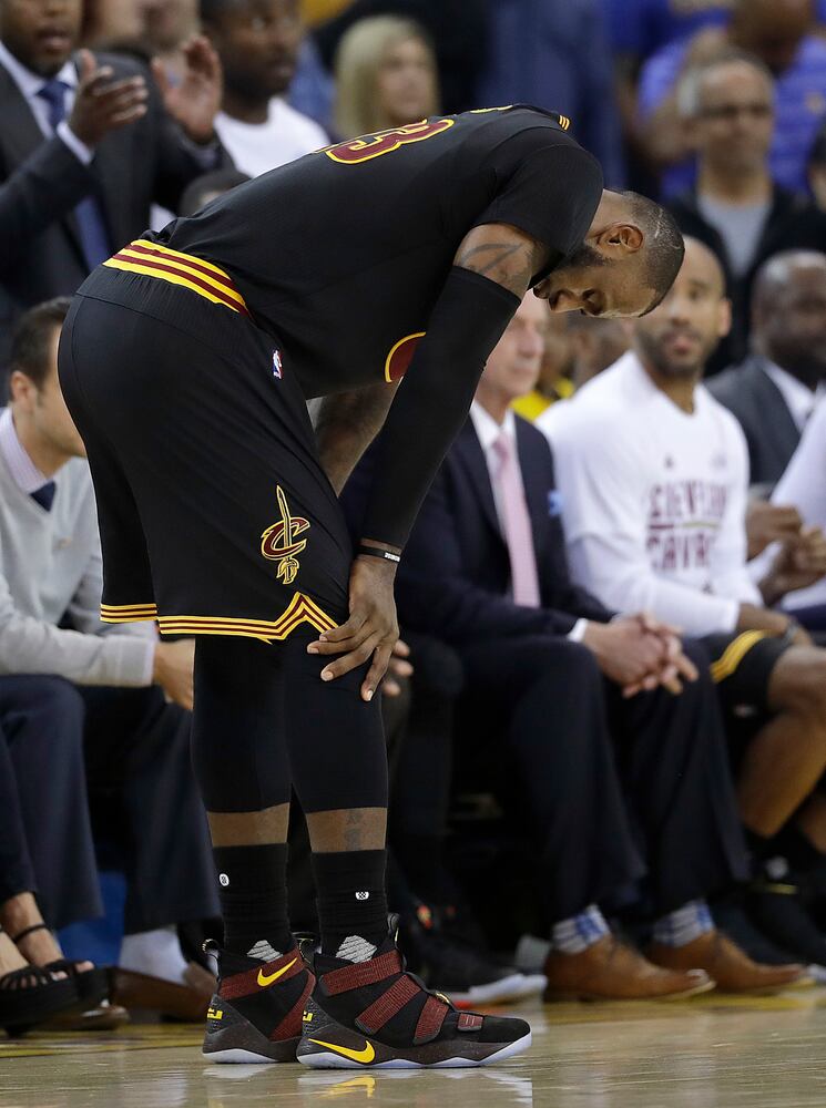 Photos: Golden State Warriors defeat Cleveland Cavaliers to win NBA title