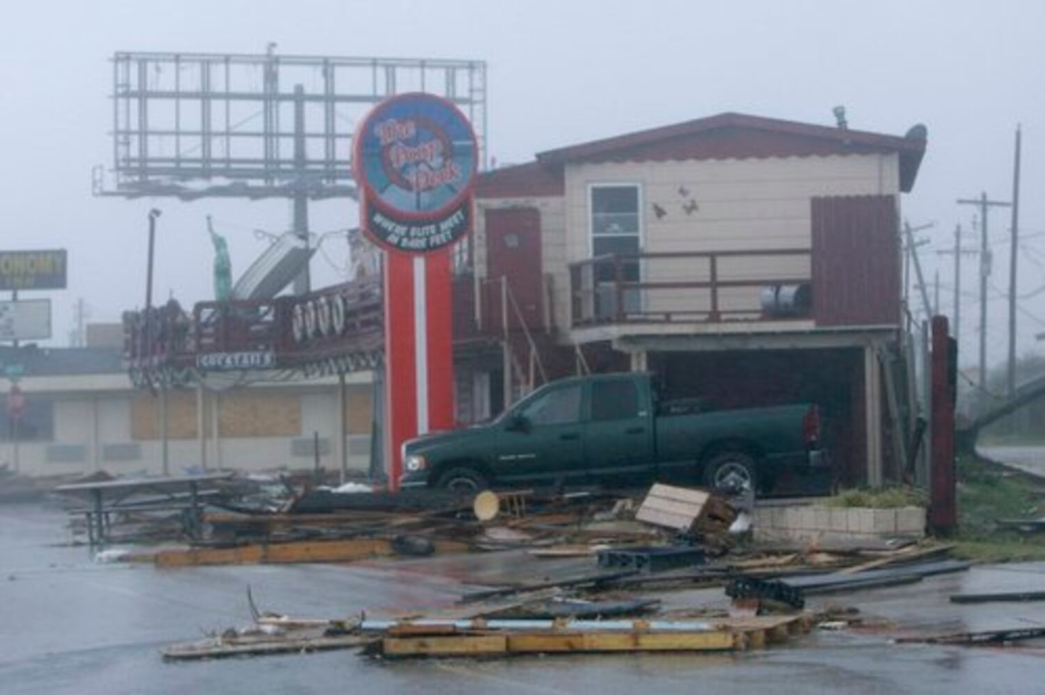 Hurricane Ike comes ashore