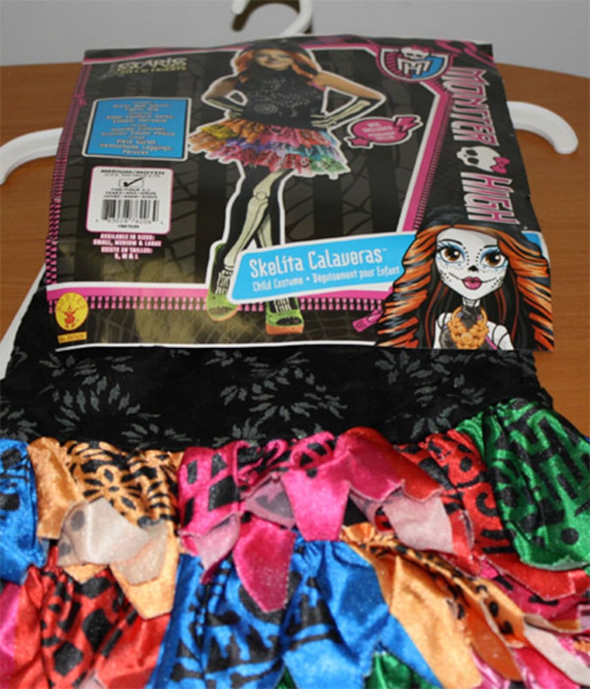 Monster High Skelita Holloween Costume made by Rubie’s Costume Co., sold at Toys-R-Us
