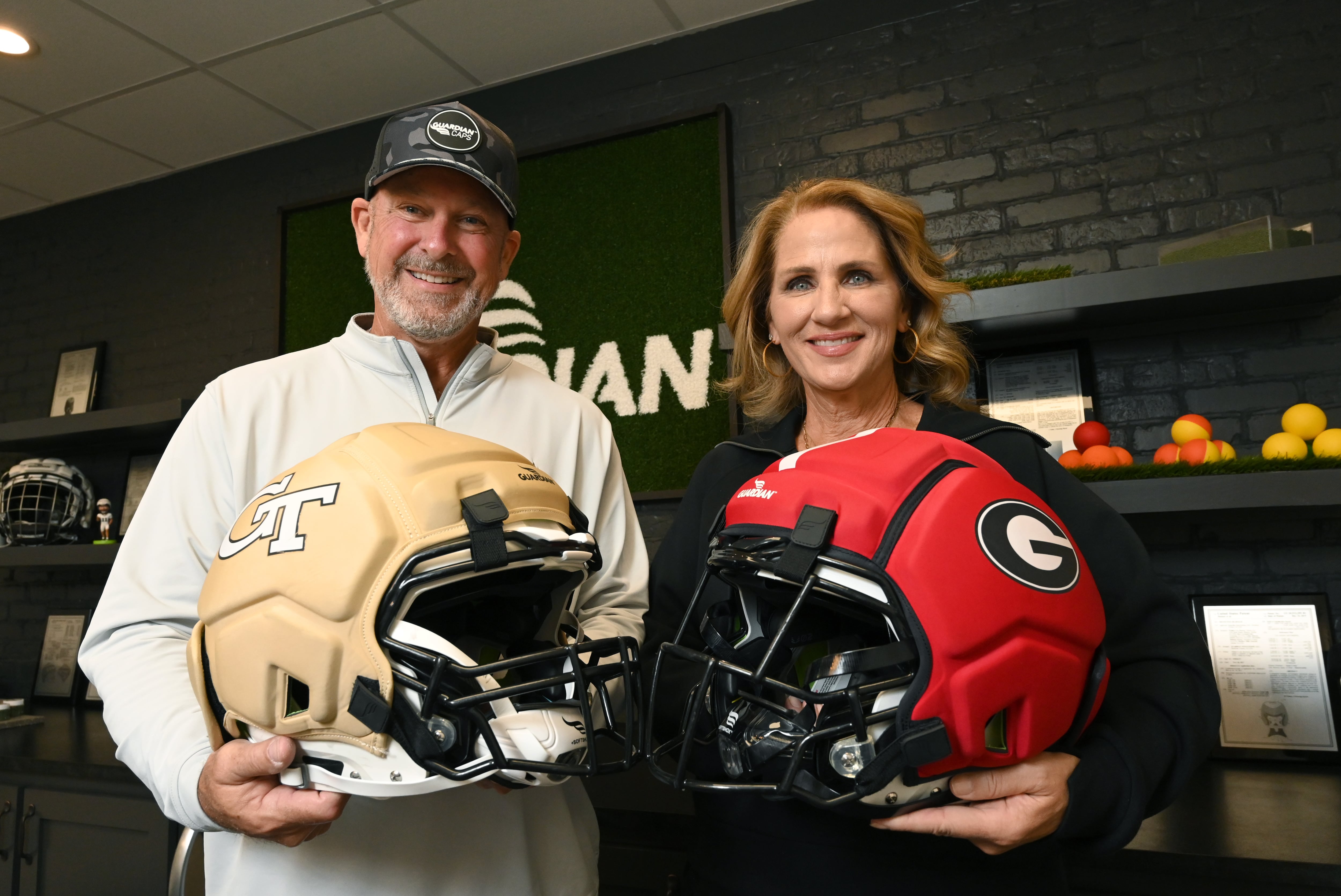 baseball vs football helmet JupDec Display Case, Full Size Acrylic Motorcycle Helmet Showcase, UV Protection Souvenirs and Collectibles Box with Solid most batting helmet comes with our AFx Fastpitch cage pre NFL contemplating rule change for