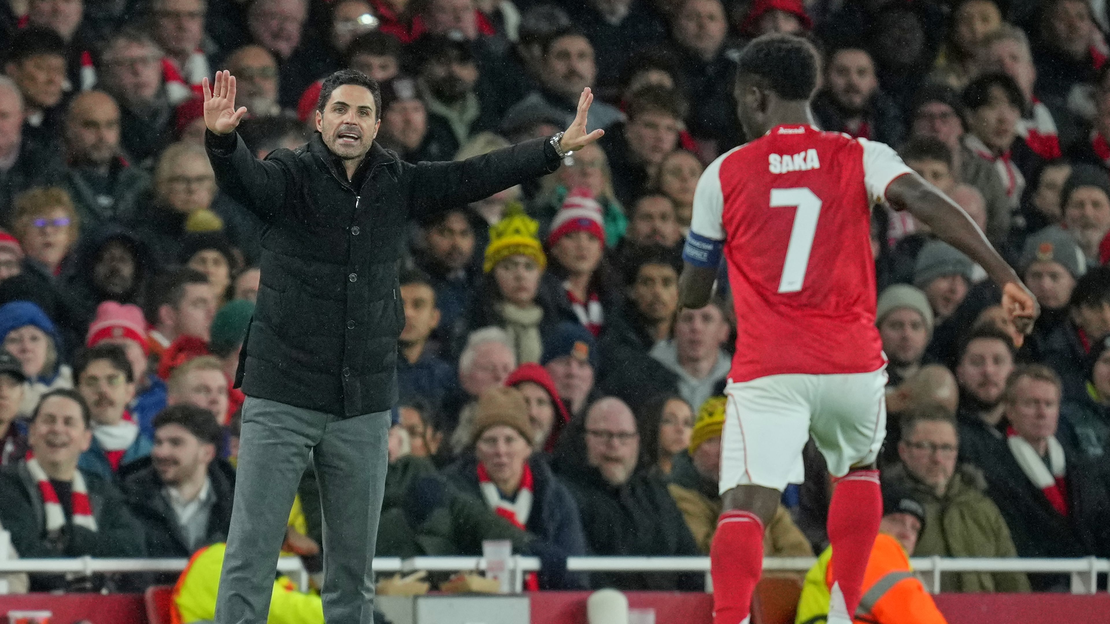 Arsenal's manager Mikel Arteta gestures from the touchline during the Champions League opening phase soccer match between Arsenal and Bayern Munich in London, Wednesday, Nov. 26, 2025. (AP Photo/Kin Cheung)