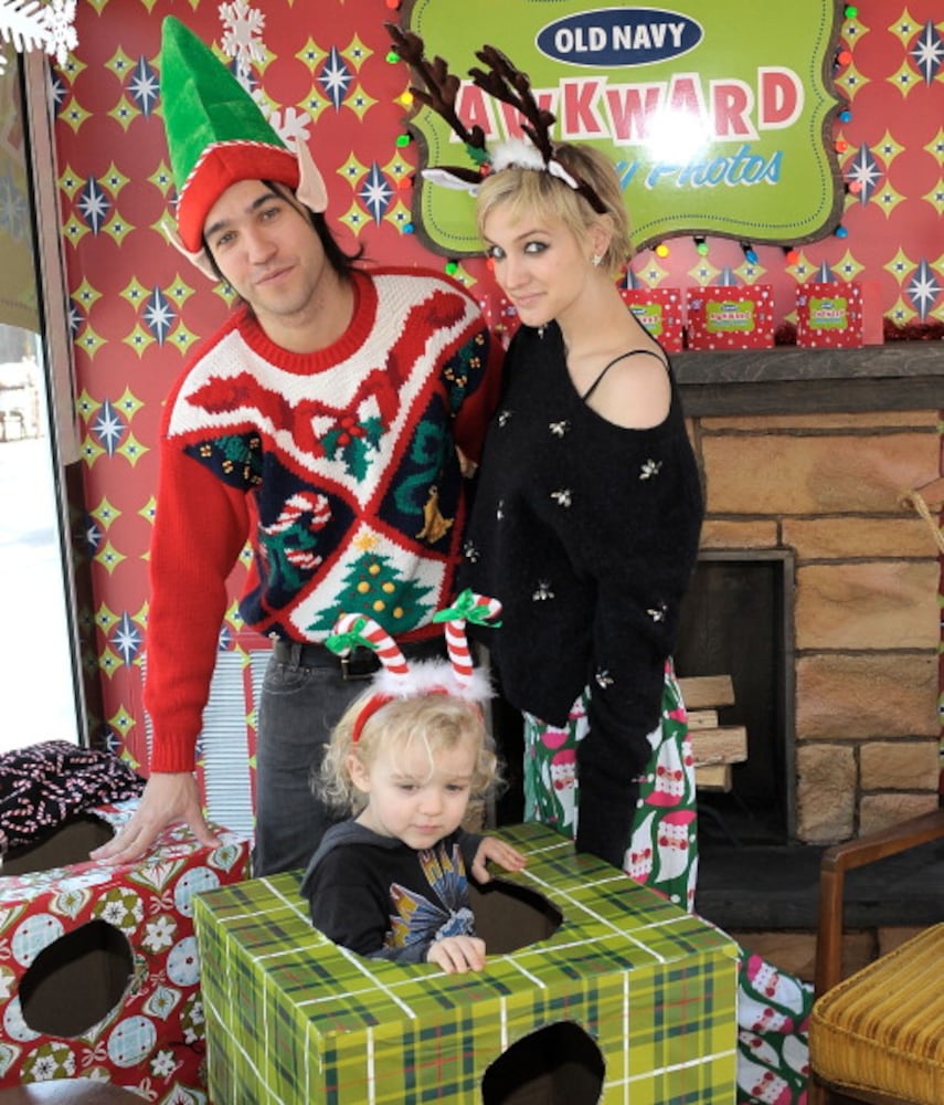 Pete Wentz and Ashlee Simpson with their son Bronx Mowlgi