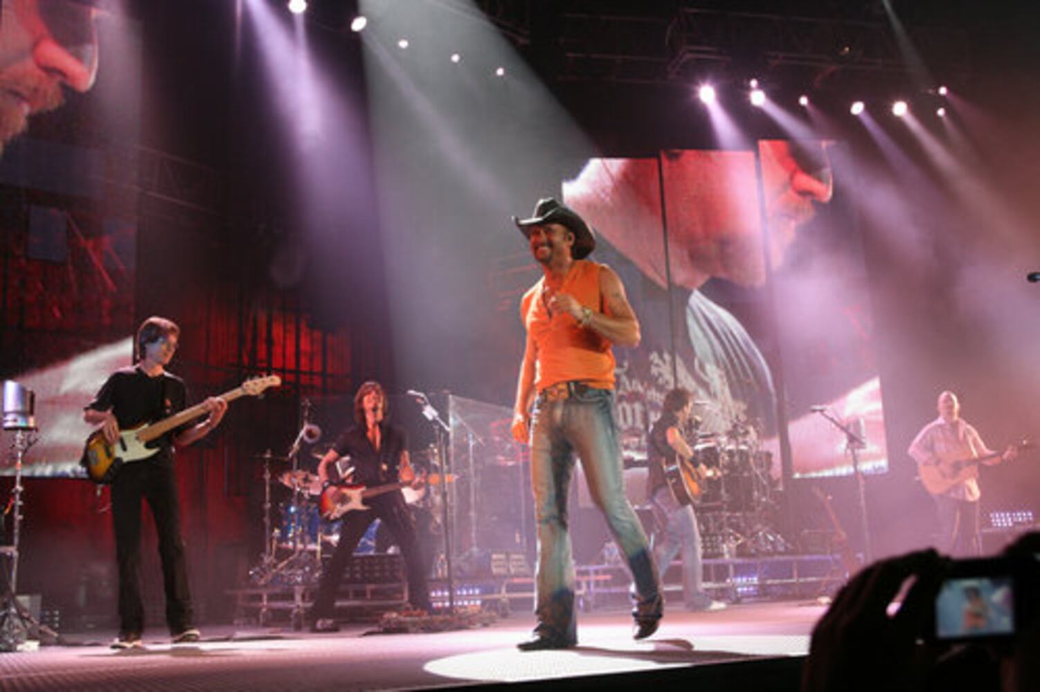 Photos of Tim McGraw's concert