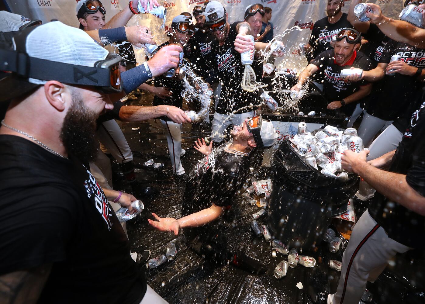 Photos: Braves beat Giants, win East title