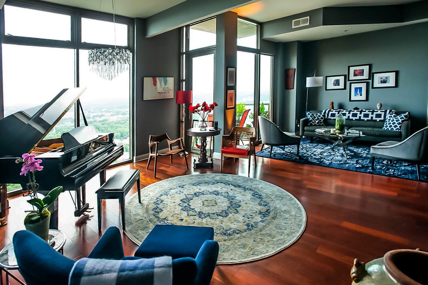 Photos: Modern Midtown Atlanta condo boasts ‘million-dollar view’