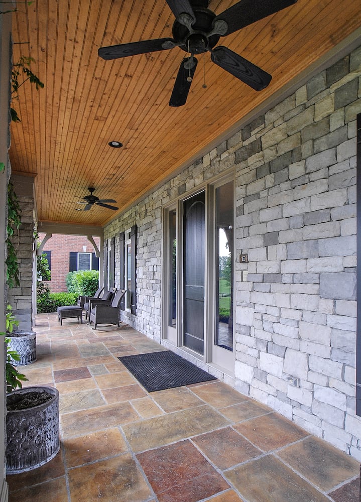 Singer-songwriter is selling 152-acre property near Nashville