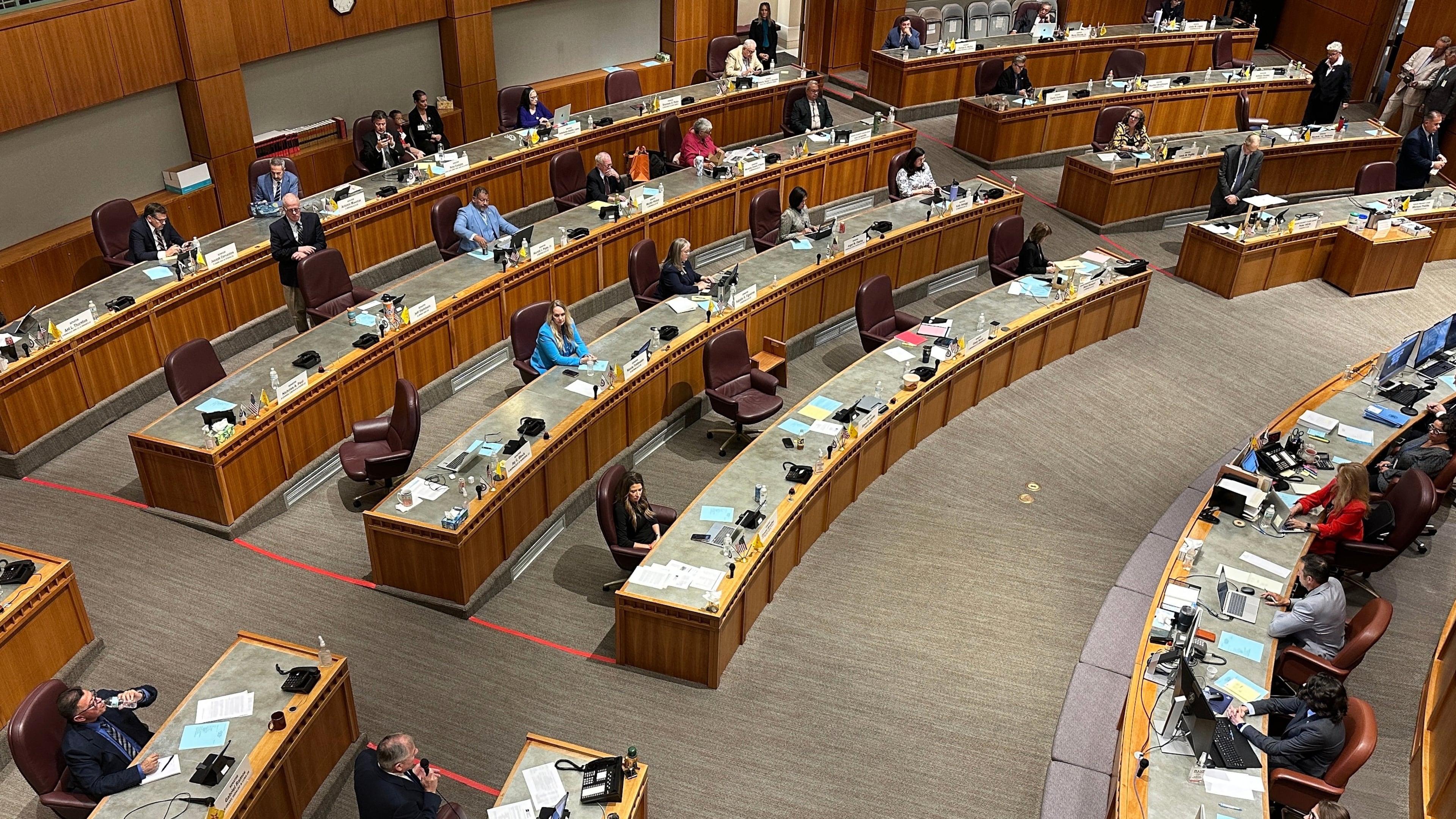 New Mexico Republican state Senate Minority Leader Bill Sharer of Farmington, N.M., speaks at the opening of a special legislative session in Santa Fe, N.M., Wednesday, Oct. 1, 2025. (AP Photo/Morgan Lee)
