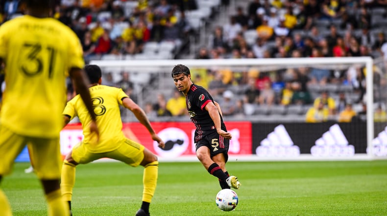 Atlanta United's Santiago Sosa kicks the ball during the match against the Crew on Sunday at lower.com Field in Columbus, Ohio. (Photo by Ben Jackson/Atlanta United)