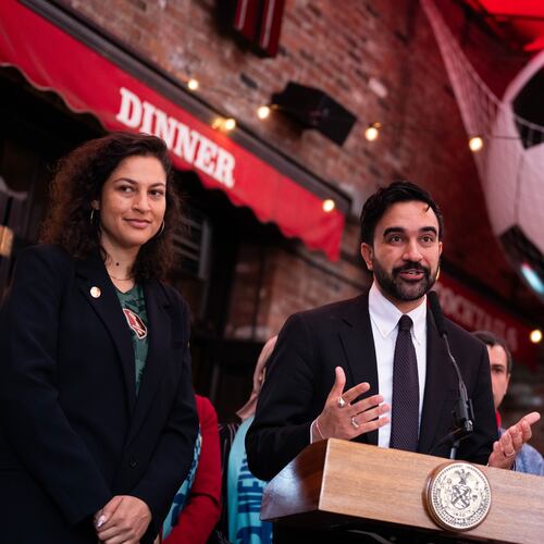 New York Mayor Zohran Mamdani, alongside NYC World Cup Czar Maya Handa, NYC World Cup Czar, left, and New York council member Yusef Salaam, makes a World Cup soccer tournament announcement at Harlem Tavern, Thursday, May 21, 2026 in New York. (AP Photo/Adam Gray)