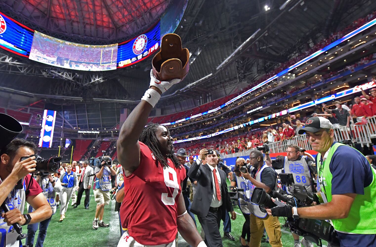 Photos: Alabama beats FSU at Atlanta’s Mercedes-Benz Stadium