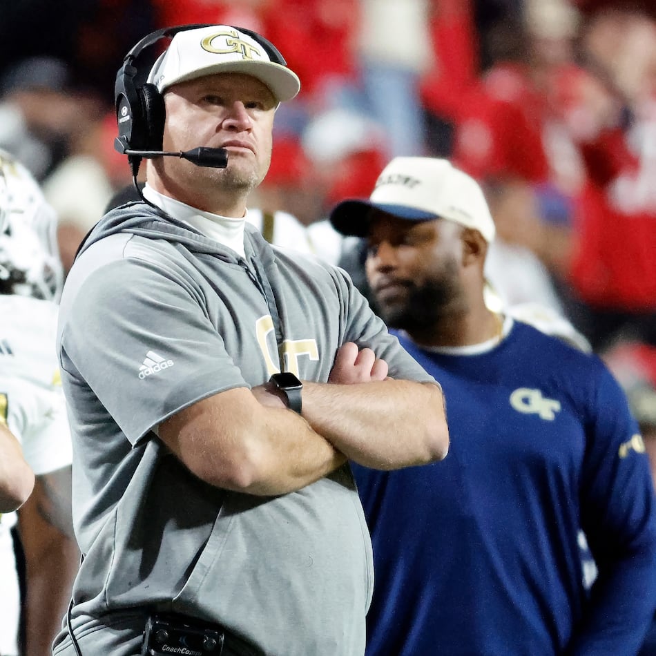 Georgia Tech coach Brent Key — pictured coaching against North Carolina State in November — has the Yellow Jackets' 2027 recruiting class ranked No. 26, according to Rivals. (Karl DeBlaker/AP)