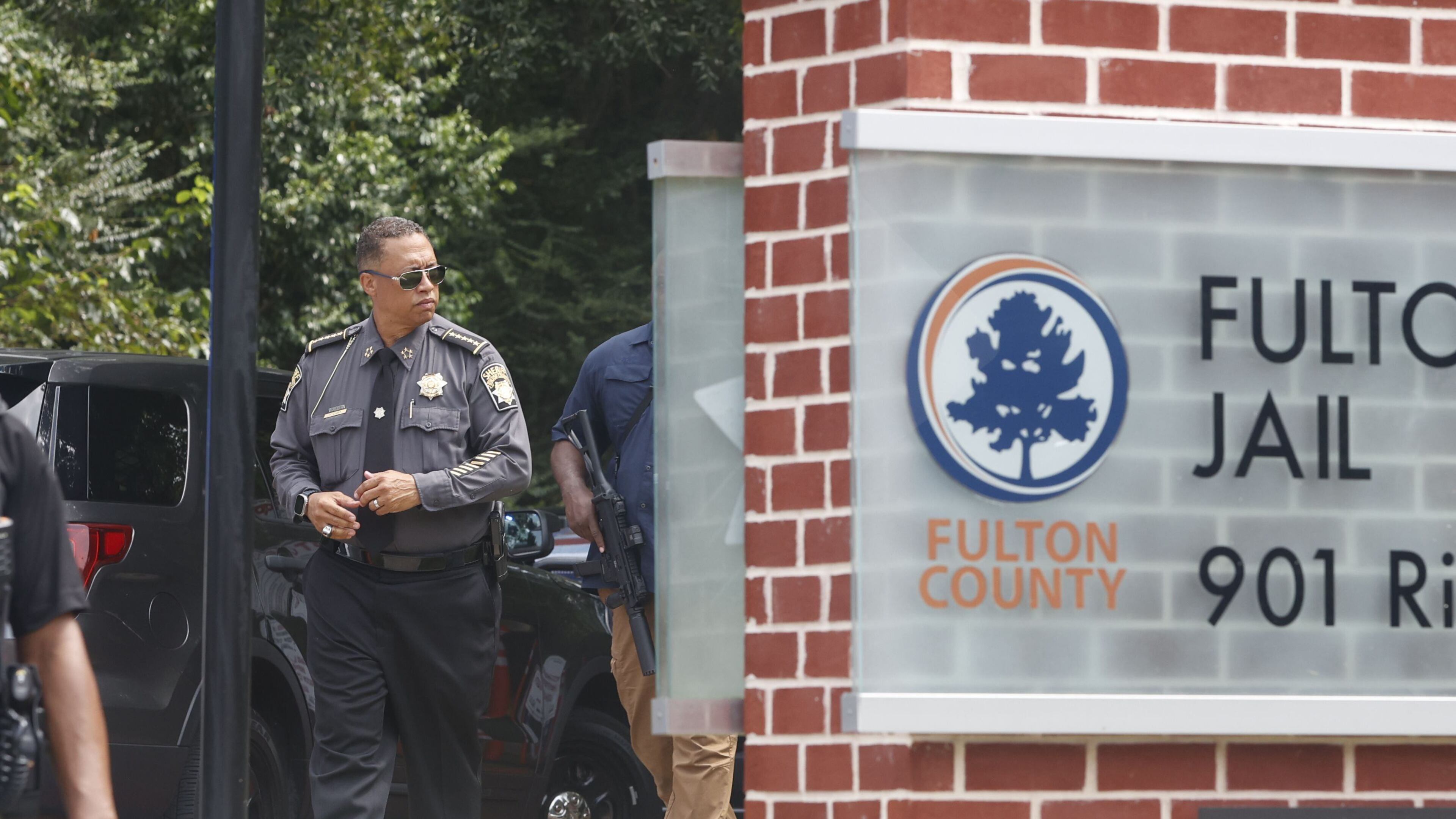 Fulton County Sheriff Pat Labat outside the Fulton County Jail at Rice Street in Atlanta. (Michael Blackshire/AJC)