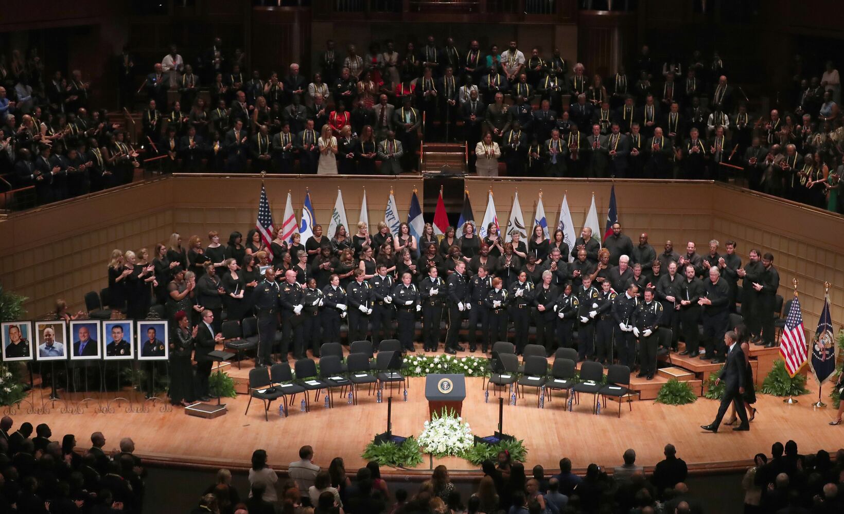 Memorial service for 5 officers killed in Dallas, 07.12.16