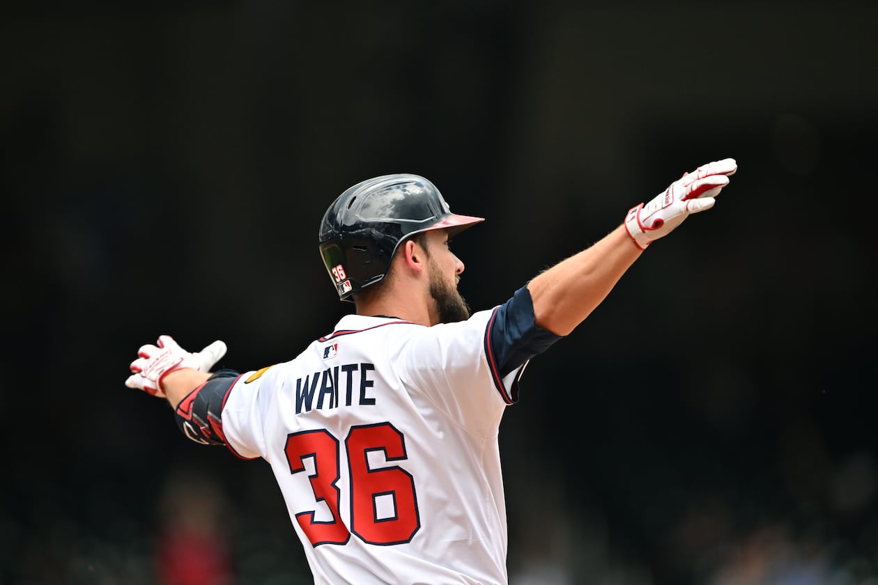 The Atlanta Braves signed outfielder Eli White, who has been with the team three years, ahead of the nontendered deadline. (Hyosub Shin/AJC)