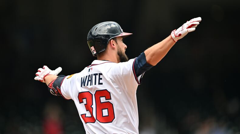 The Atlanta Braves signed outfielder Eli White, who has been with the team three years, ahead of the nontendered deadline. (Hyosub Shin/AJC)