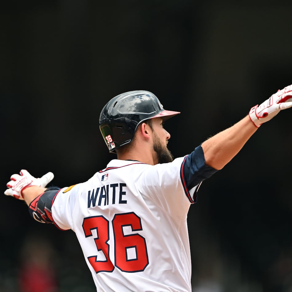 The Atlanta Braves signed outfielder Eli White, who has been with the team three years, ahead of the nontendered deadline. (Hyosub Shin/AJC)