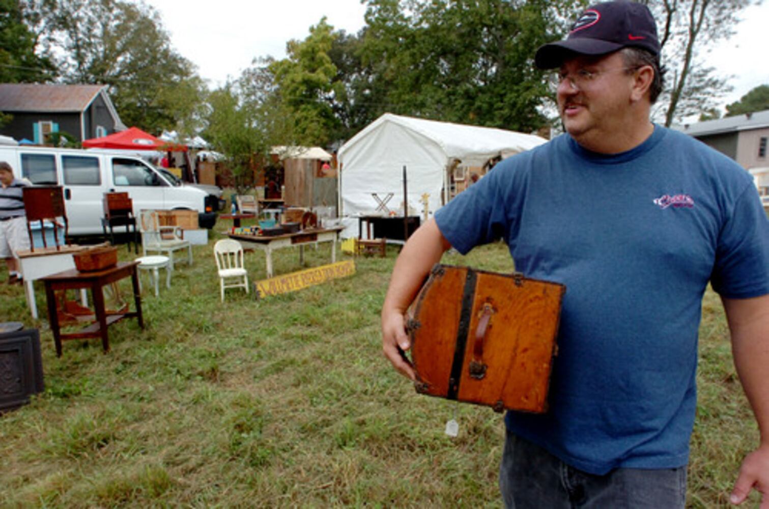 Crossroads at Crabapple Antique and Art Festival
