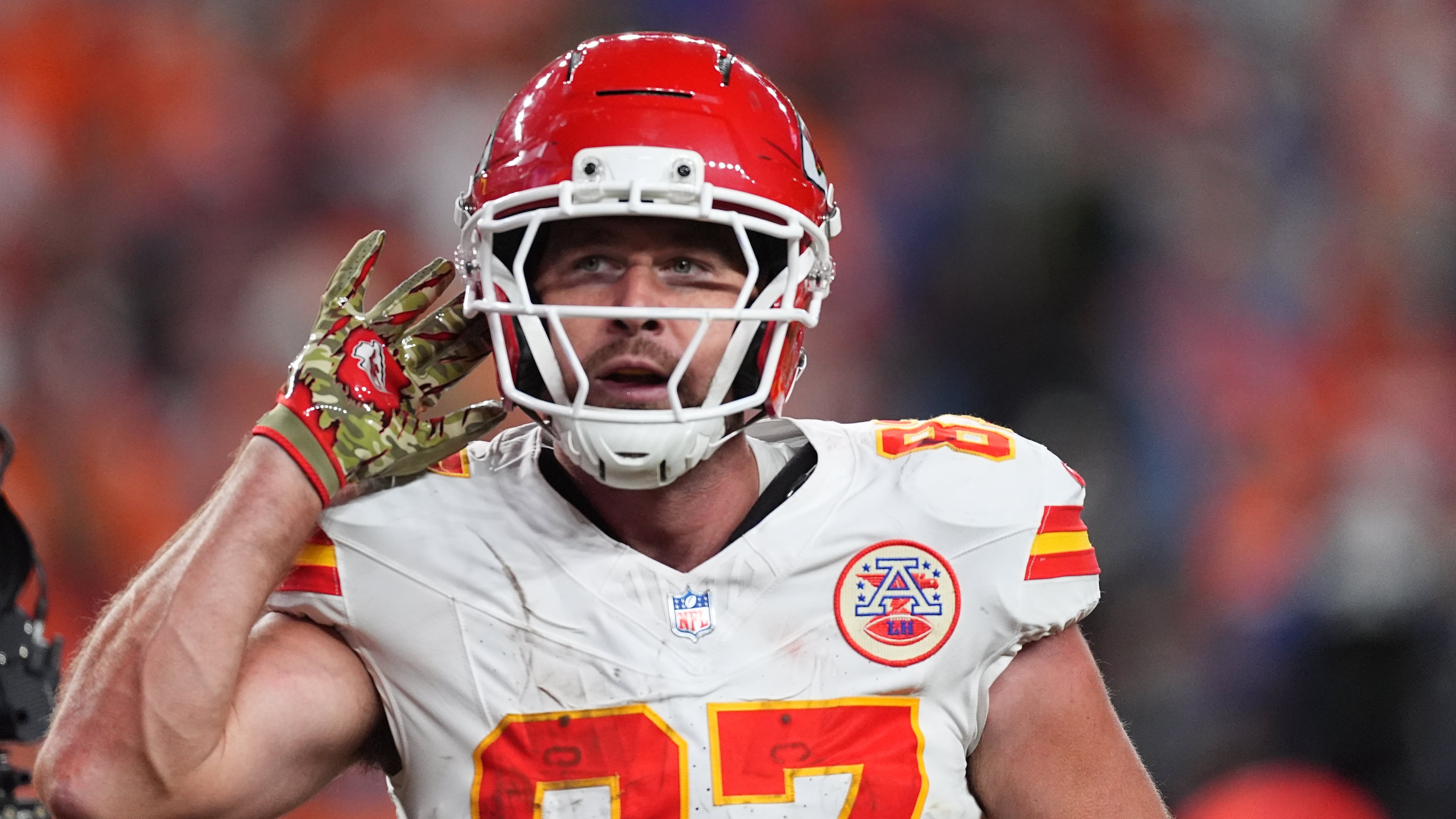 Kansas City Chiefs tight end Travis Kelce celebrates after scoring during the second half an NFL football game against the Denver Broncos Sunday, Nov. 16, 2025, in Denver. (AP Photo/David Zalubowski)