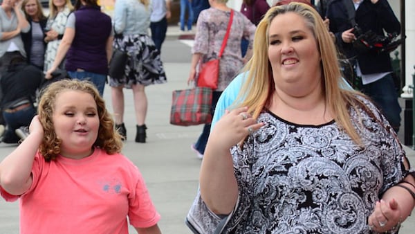 LOS ANGELES, CA - JANUARY 18: Honey Boo Boo and her mom Mama June along with sister Pumpkin in Beverly Hills, Ca on January 18, 2016 in Los Angeles, California. (Photo by Light Brigade/Bauer-Griffin/GC Images)