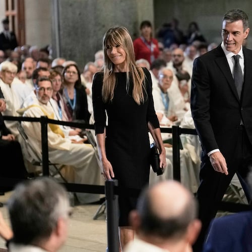 Spain's Prime Minister Pedro Sanchez and his wife Begona Gomez arrive before a Mass celebrated by Pope Leo XIV at the Basilica of the Sagrada Familia in Barcelona, Spain, Wednesday, June 10, 2026. (AP Photo/Bernat Armangue)