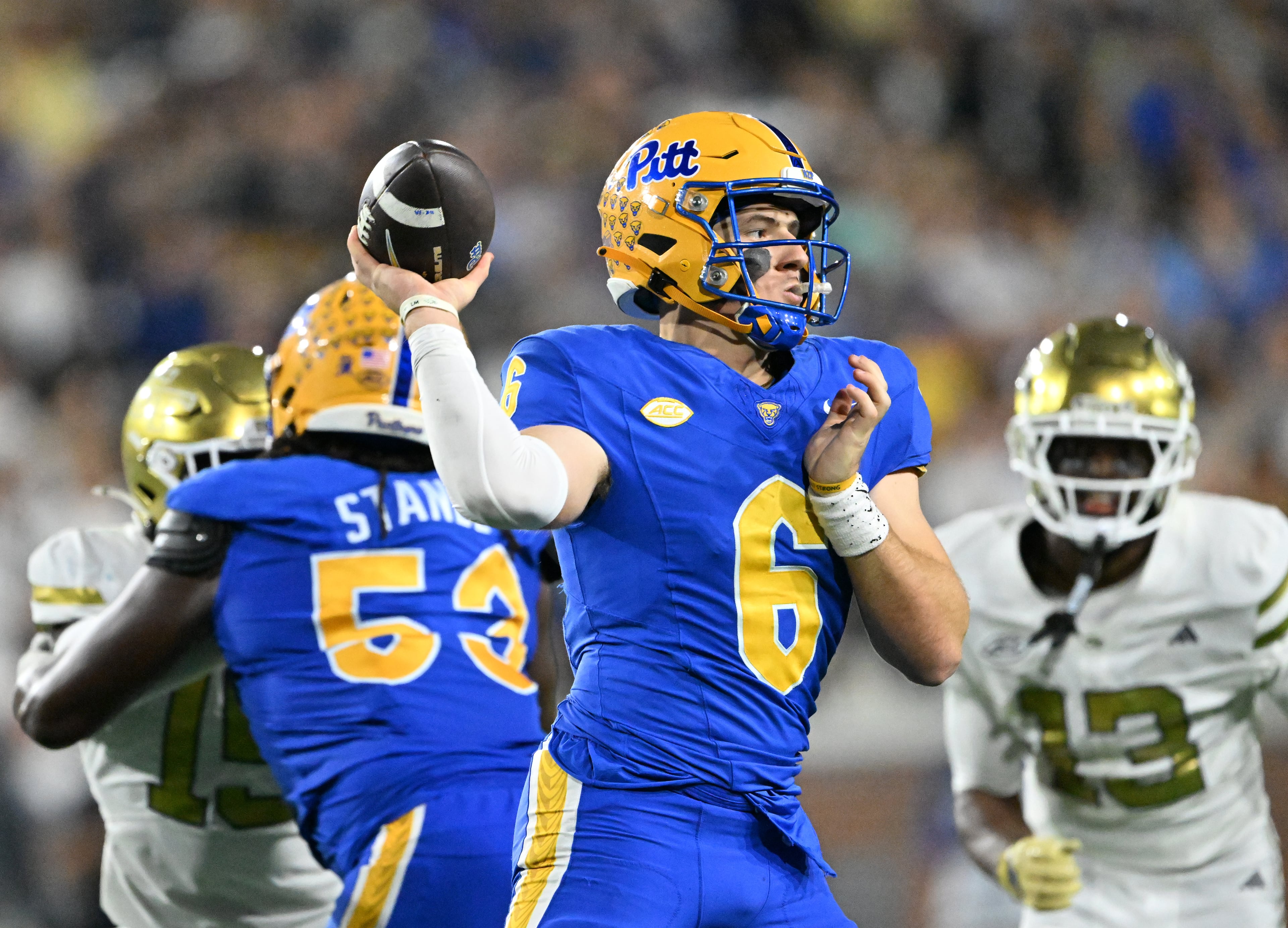 Pittsburgh quarterback Mason Heintschel (6) gets off a pass during the second half in an NCAA college football game at Bobby Dodd Stadium, Saturday, November 22, 2025 in Atlanta. Pittsburgh won 42-28 over Georgia Tech. (Hyosub Shin / AJC)