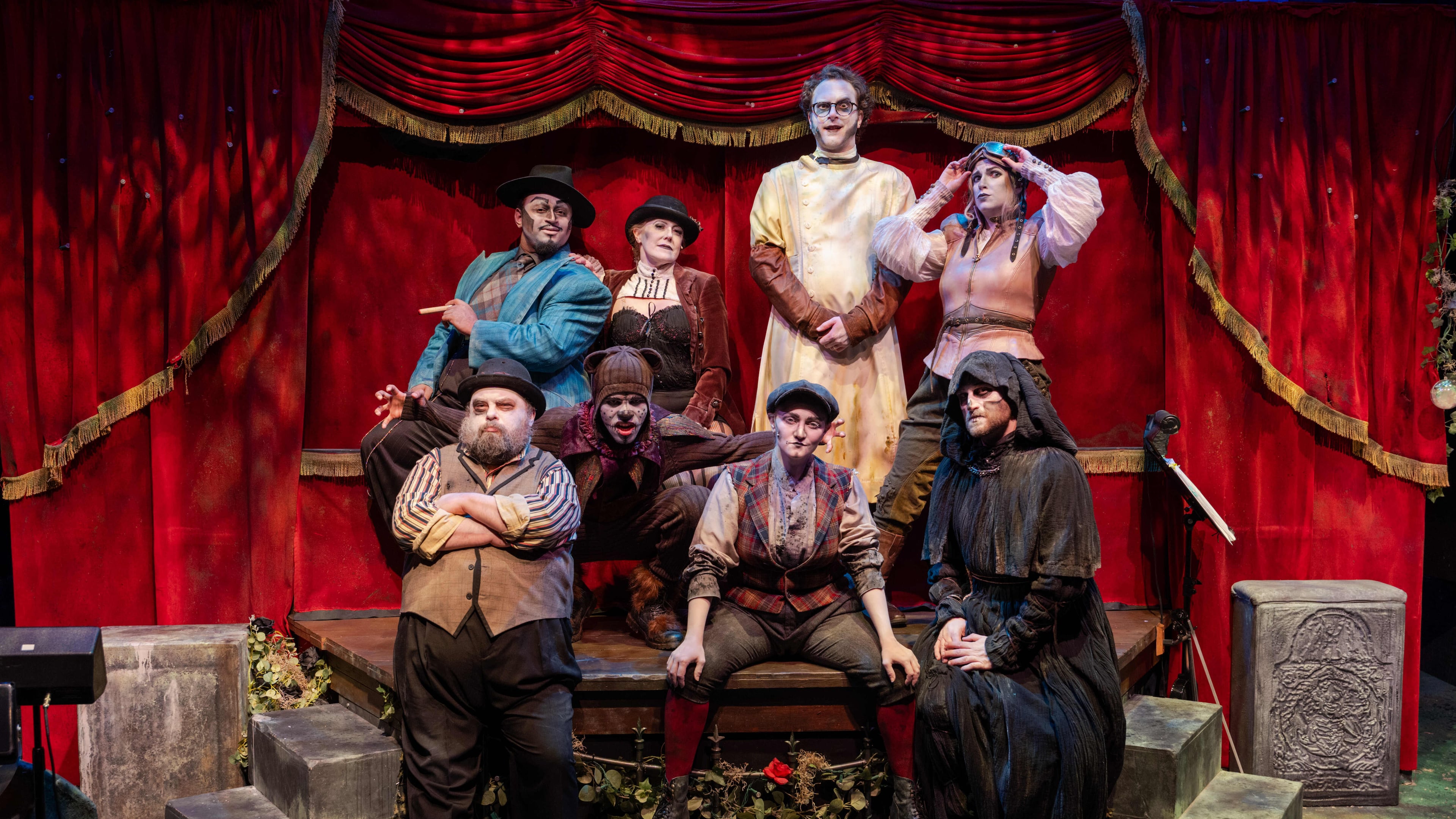 The Ghastly Dreadfuls Cast is ready to scare and entertain this fall. (Photo Courtesy of Center for Puppetry Arts)