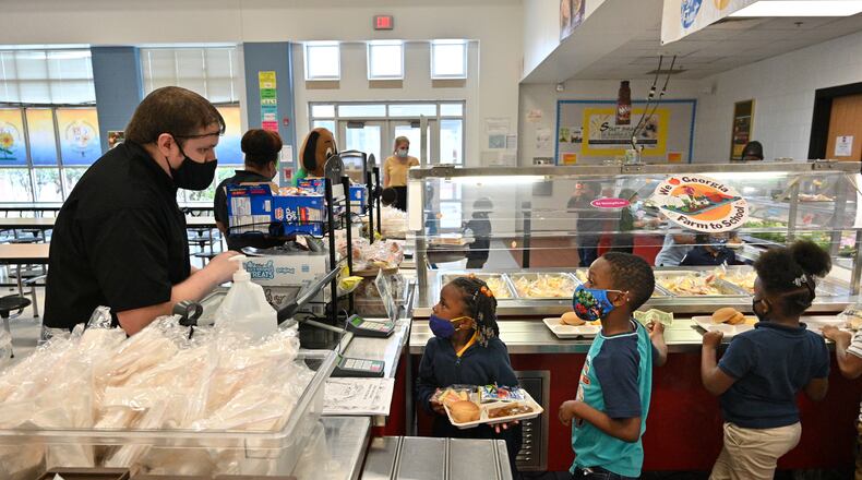Fulton County Schools will provide free meals to summer school students. Hyosub Shin/ AJC FILE PHOTO