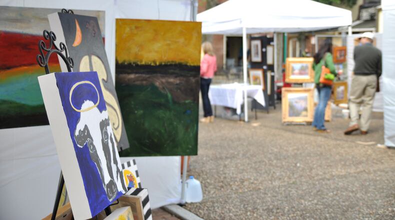 A look at Marietta's 2009 Art Walk in Marietta by Rhonda Dixon with the Marietta Welcome Center & Visitors Bureau.