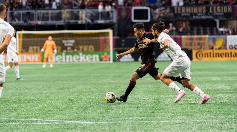 Atlanta United midfielder Ezequiel Barco (8) dribbles the ball during the match against Inter Miami Wednesday, Sept. 29, 2021, at Mercedes-Benz Stadium in Atlanta. (Dakota Williams/Atlanta United)