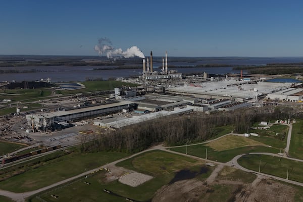 The Warrick Power Plant operates Tuesday, April 8, 2025, in Newburgh, Ind. (AP Photo/Joshua A. Bickel)