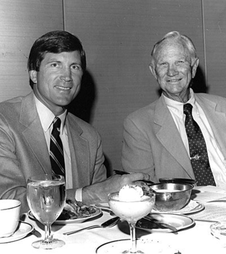 Bill Curry named Georgia State football coach