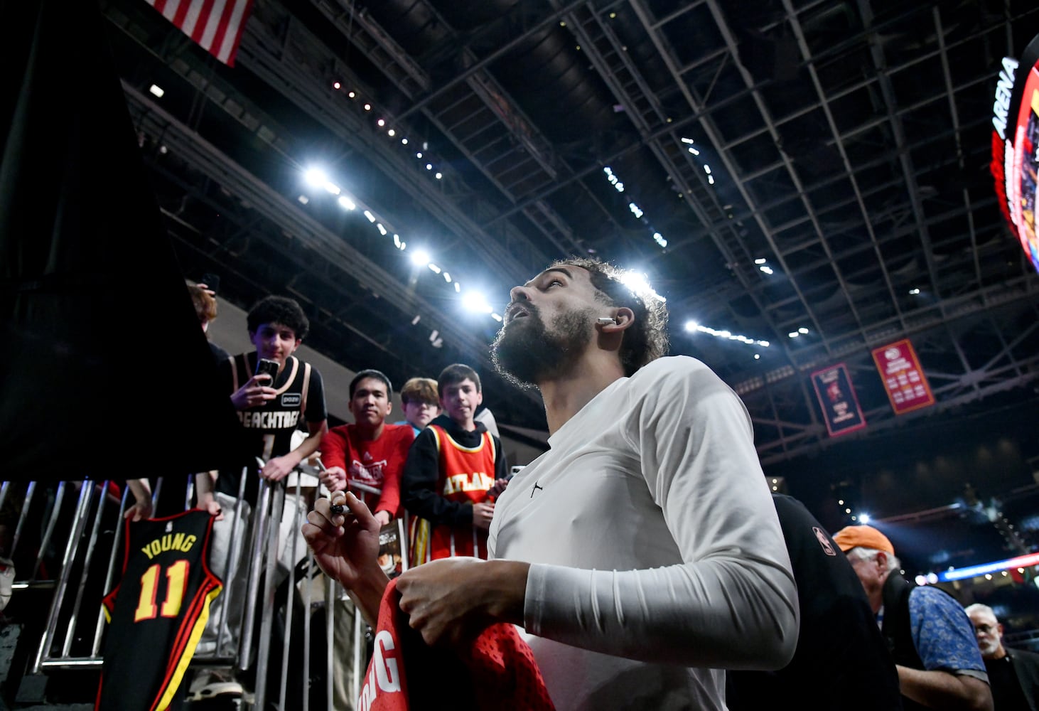 Pelicans vs Hawks game