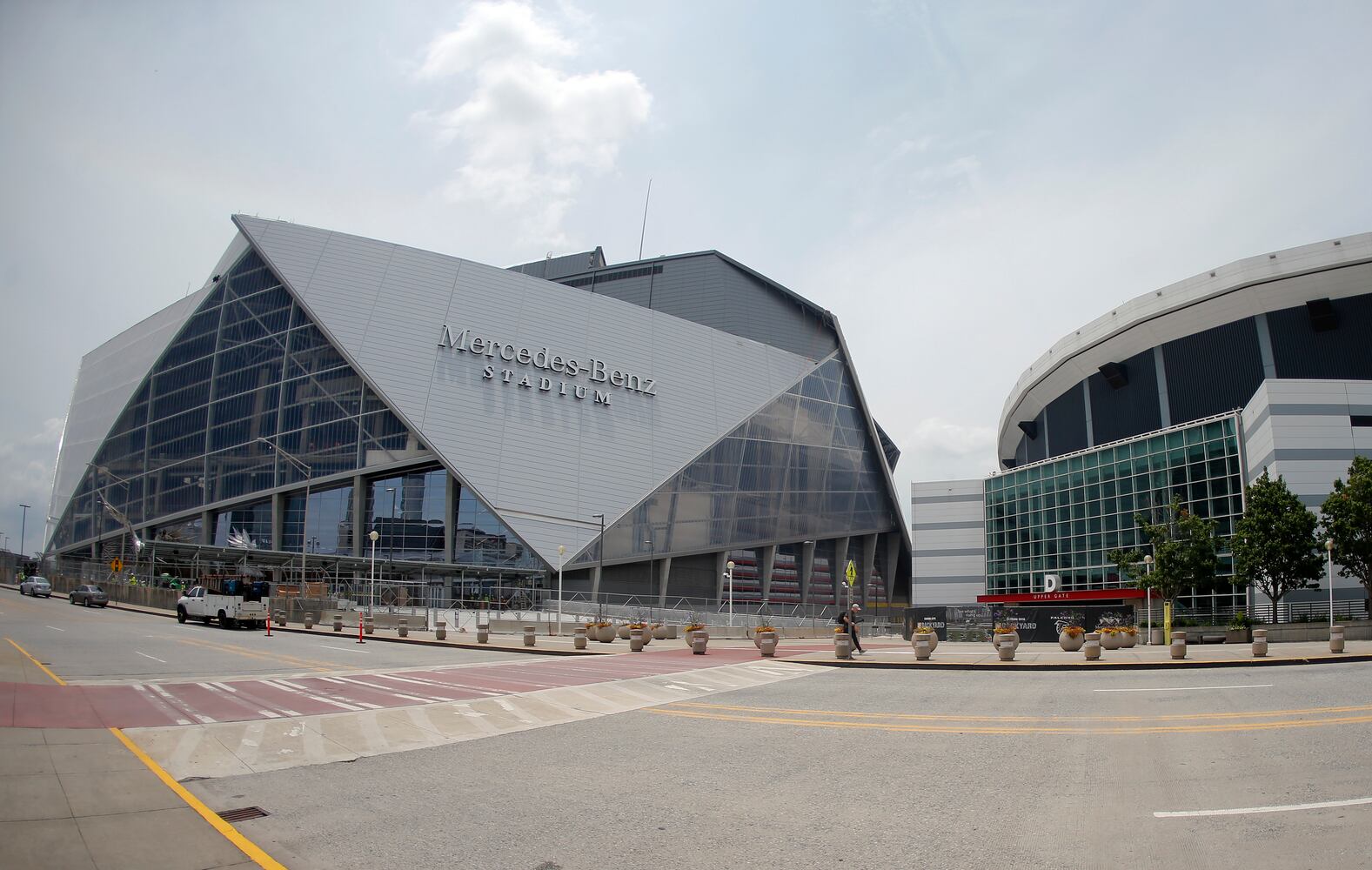Finishing up the new Falcons stadium